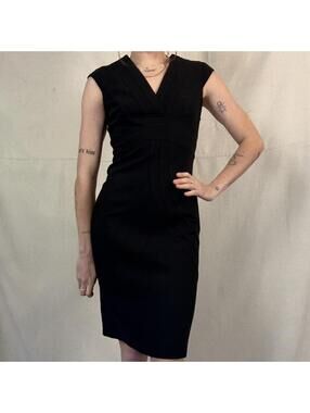 Karen Millen England Bodycon Dress – Size US 6 / UK 10 / EU 38